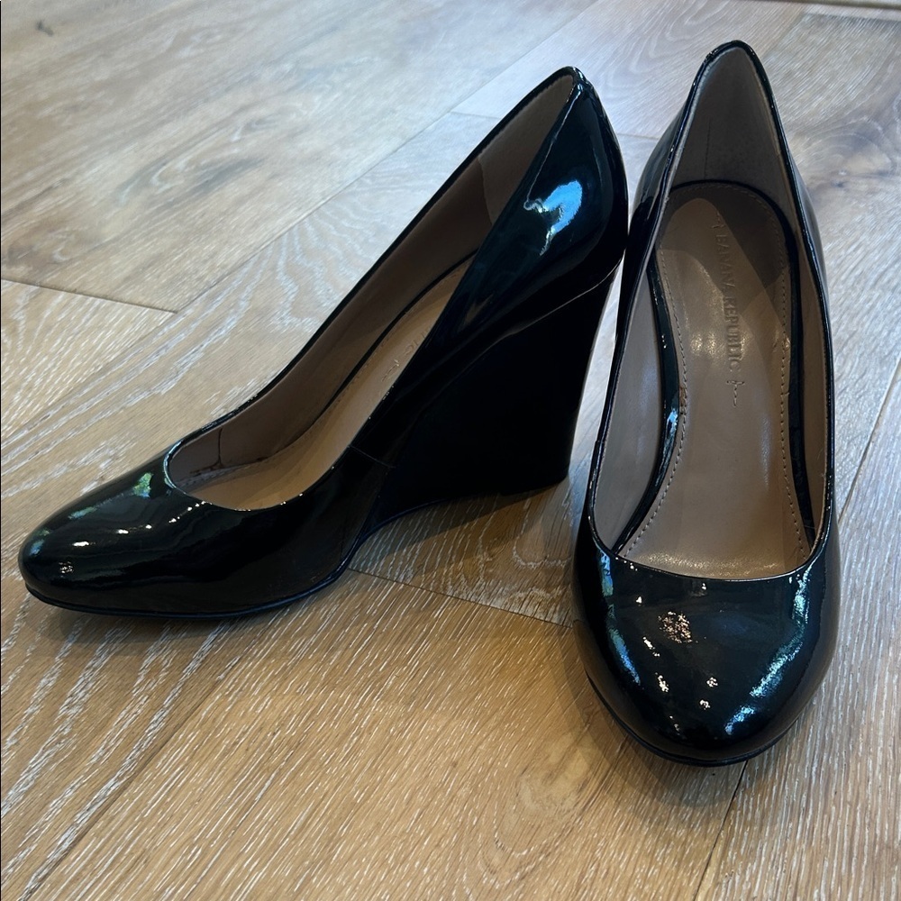 Banana Republic Wedges